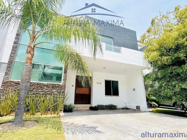 Casa en renta Calle Verona, Villa Verona, Zapopan, Jalisco, 45115, Mex