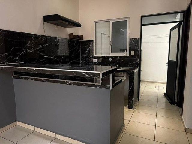 Casa en renta Calle Veracruz, Colonia Belisario Dominguez, Ciudad Del Carmen, Carmen, Campeche, 24100, México