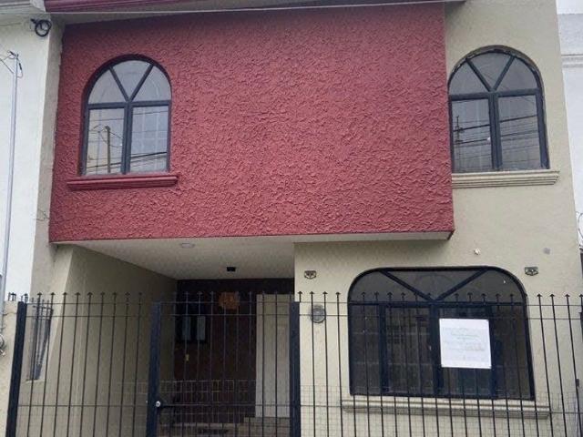 Casa en renta Calle Volcán Momotombo, El Colli Urbano, Santa Ana Tepetitlán, Zapopan, Región Centro, Jalisco, 45057, México