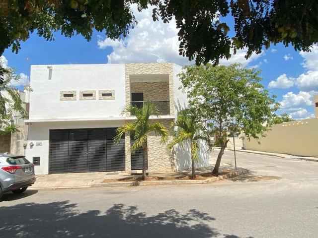 Casa en renta Calle 140b, Opichén, Mérida, Yucatán, 97295, México