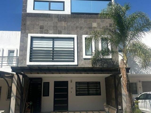 Casa en renta Calle 16 B 1 61, La Antigua Cementera, Puebla, 72023, Mex