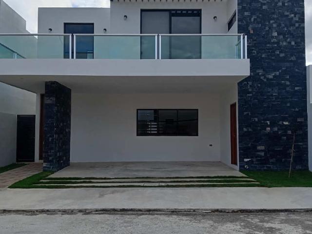 Casa en renta Calle 16, Conkal, Yucatán, 97345, México