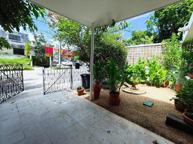 Casa en renta Calle 18, Col. García Ginerés, Mérida, Yucatán, 97050, México