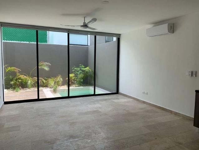 Casa en renta Calle 12 B 283 283, Santa Gertrudis Copo, Mérida, Yucatán, 97305, Mex
