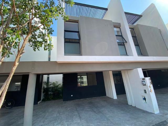Casa en renta Calle 12a 278 292, Santa Gertrudis Copo, Mérida, Yucatán, 97305, Mex