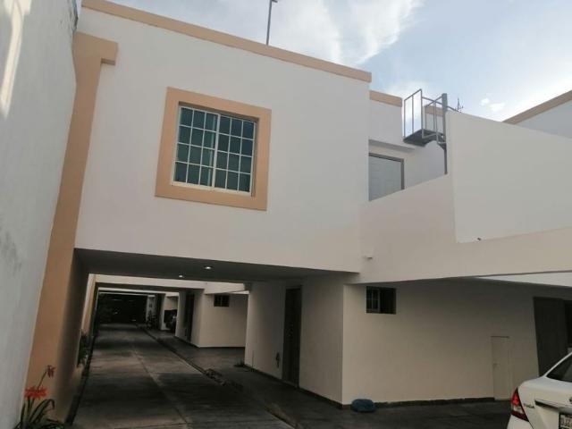 Casa en renta Calle 26, Ciudad Del Carmen Centro, Carmen, Campeche, 24100, Mex