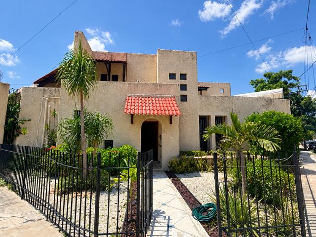 Casa en renta Calle 20, Col. García Ginerés, Mérida, Yucatán, 97070, México