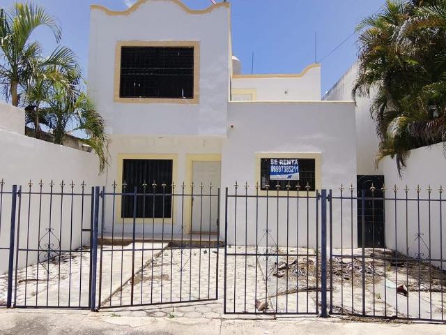 Casa en renta Calle 21, Fraccionamiento Montecarlo, Mérida, Yucatán, 97134, México