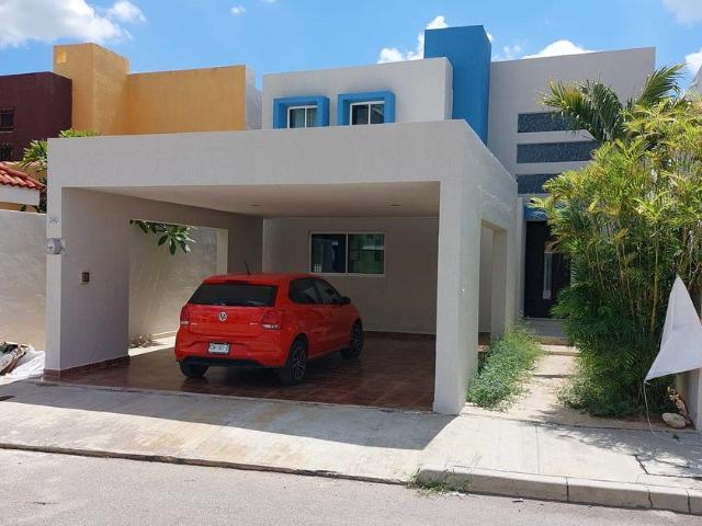 Casa en renta Calle 23, Fraccionamiento Montecarlo, Mérida, Yucatán, 97135, México