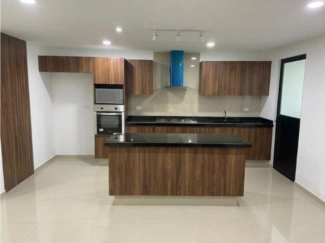 Casa en renta Calle 30 Poniente, Cholula, San Pedro Cholula, Puebla, 72770, México