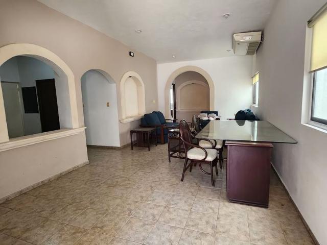 Casa en renta Calle 33 a, Camaroneros, Ciudad Del Carmen Centro, Carmen, Campeche, 24167, Mex