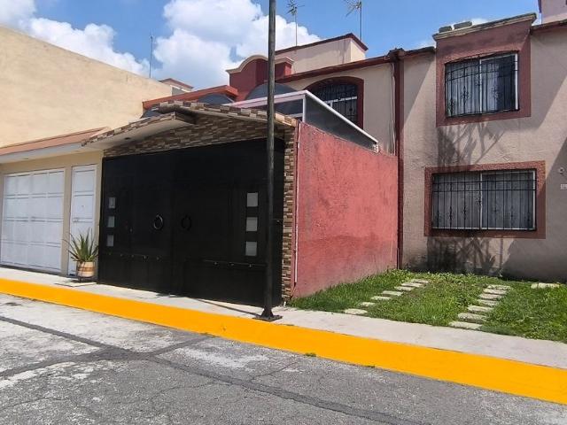 Casa en renta Calle 3 Simon Bolívar, Fraccionamiento Las Americas, Las Américas, Ecatepec De Morelos, Estado De México, México
