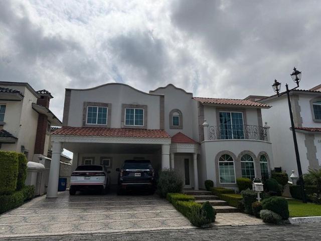 Casa en renta Calle 5 De Mayo, Metepec, Estado De México, 55555, México