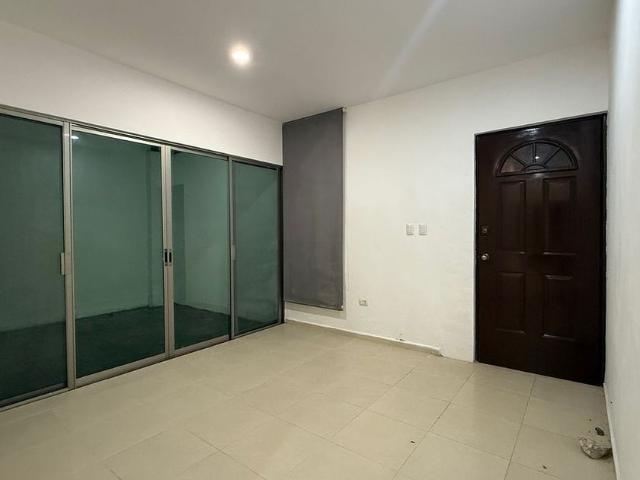 Casa en renta Calle 74, Fraccionamiento Gran Santa Fe Ii, Caucel, Mérida, Yucatán, 97314, México