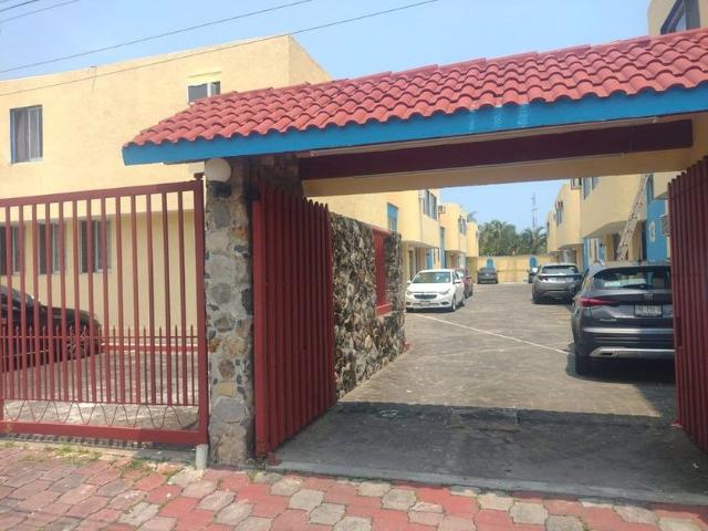 Casa en renta Calle 7 Alejandrina 2a 7, Joyas De Mocambo, Colonia Granjas Los Pinos, Boca Del Río, Veracruz De Ignacio De La Llave, 94298, Mex