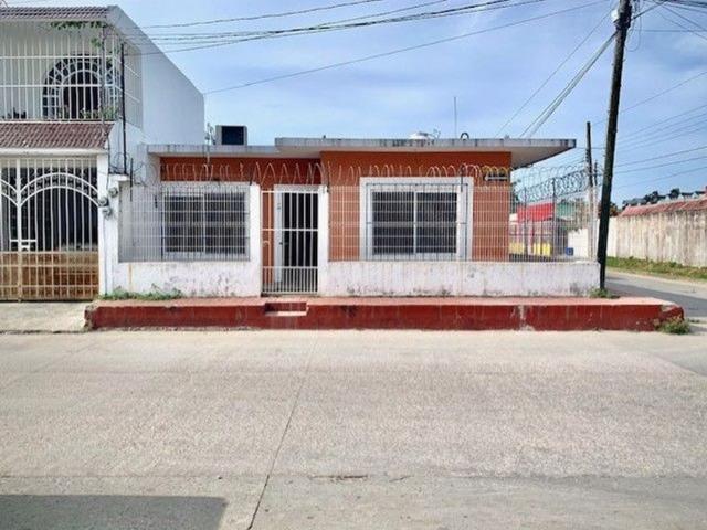 Casa en renta Calle 8 De Octubre, Centro, Paraíso, Tabasco, México