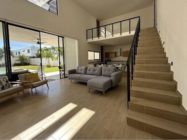 Casa en renta Calle 92, Colonia Dzitya, Mérida, Yucatán, 97302, México