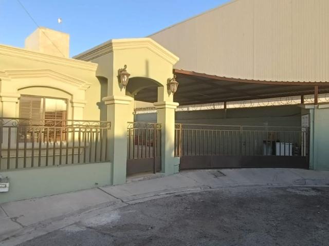 Casa en renta Calzada Castillo De Tanlay, Mexicali, Municipio De Mexicali, Baja California, 21353, México