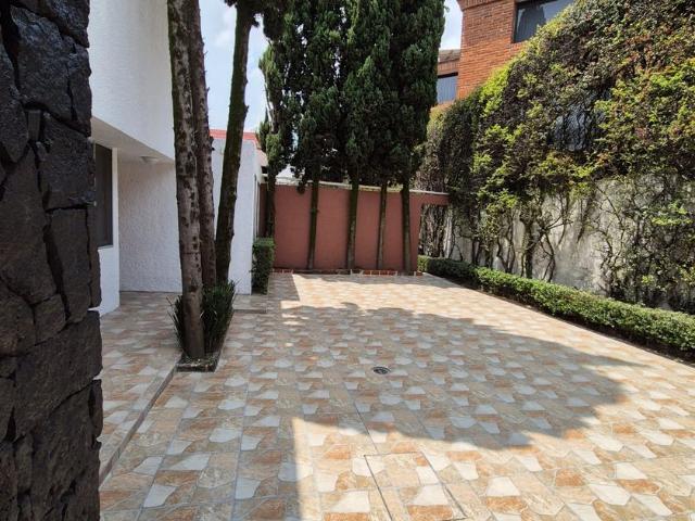 Casa en renta Calzada De Las Águilas, Colonia Lomas De Axomiatla, Ciudad De México, Álvaro Obregón, Ciudad De México, 01830, México