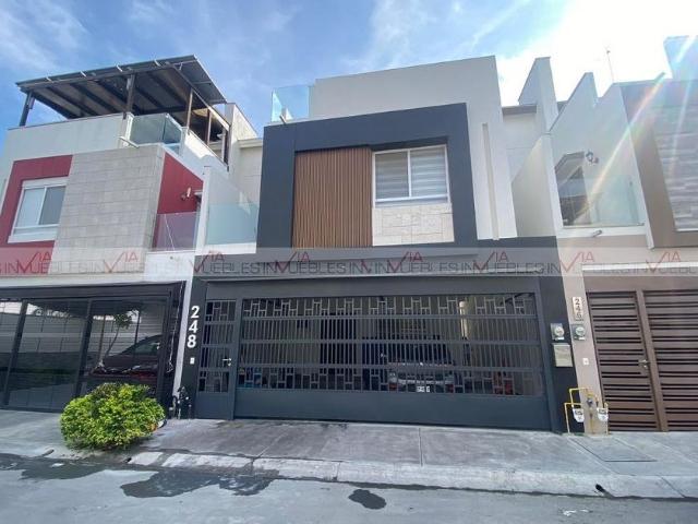 Casa en renta Calzada De Las Provincias, Privadas Del Canadá, Sector Ontario, General Escobedo, Nuevo León, 66059, Mex
