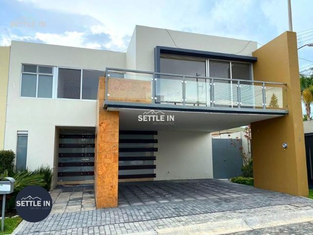 Casa en renta Calzada Zavaleta 518, Santa Cruz Buena Vista, Heróica Puebla De Zaragoza, Puebla, 72150, Mex