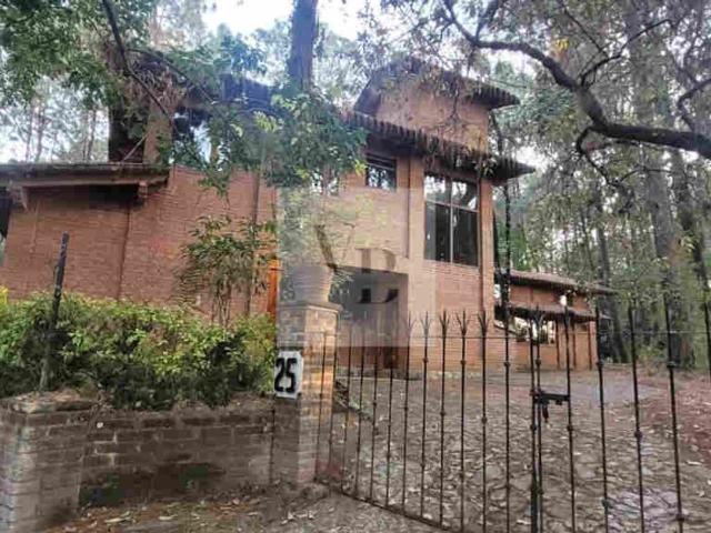 Casa en renta Camino A Cerro Gordo, Avandaro, Valle De Bravo, Estado De México, México