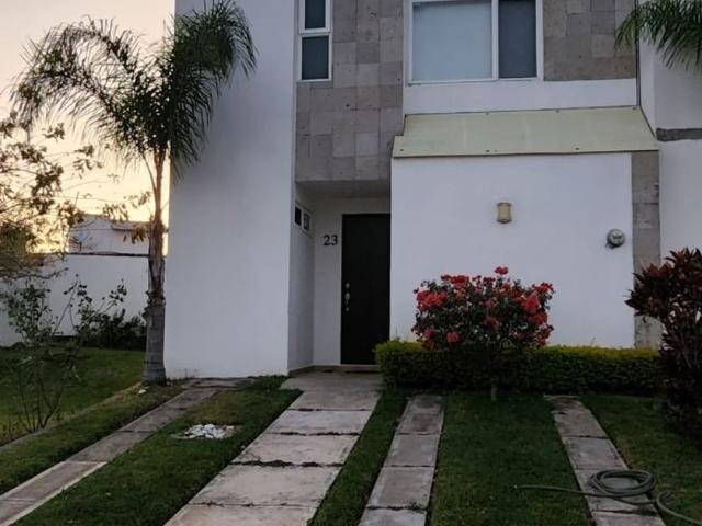 Casa en renta Camino De Las Rocas, Pedregal, Oaxtepec, Morelos, México