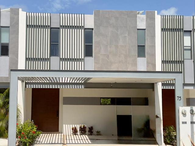 Casa en renta Campestre La Joya Residencial