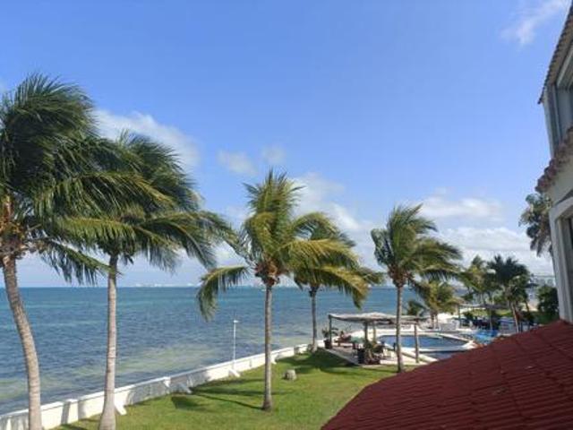 CASA EN RENTA CANCUN PUERTO JUAREZ FRENTE AL MAR