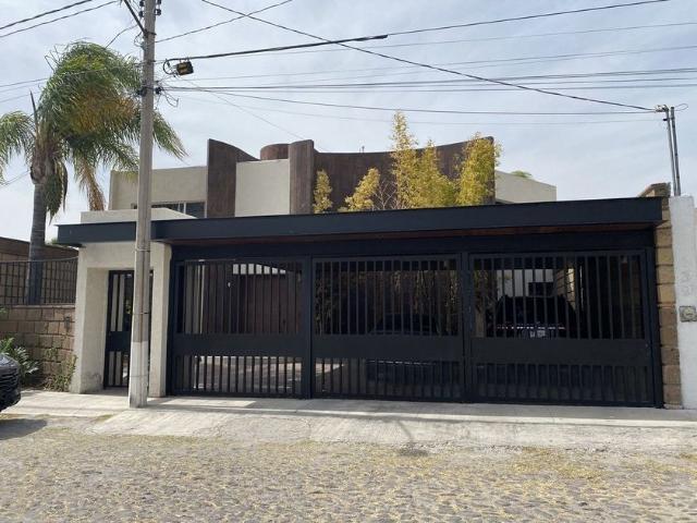Casa en renta Carretera Libramiento Surponiente De Querétaro, Tres Cantos, Sonterra, Delegación Felipe Carrillo Puerto, Tlacote El Bajo, Municipio De Querétaro, Querétaro, 76116, México