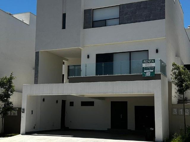 Casa en Renta Carretera Nacional / Barrial