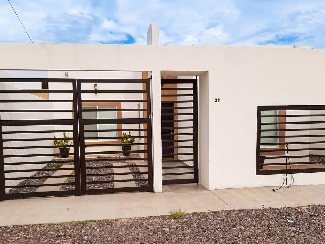 Casa en RENTA, Centenario!