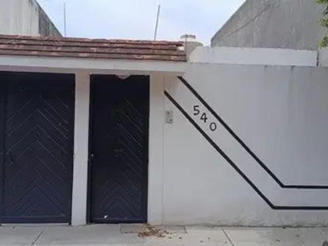 Casa En Renta Céntrica Calesa 2da. Sección Querétaro Vc