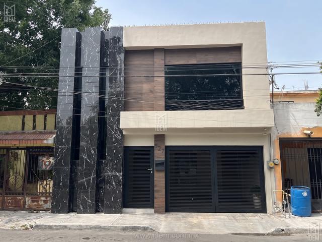 Casa en renta Cerrada Del Roble, Cerradas Del Roble, San Nicolás De Los Garza, Nuevo León, 66422, México