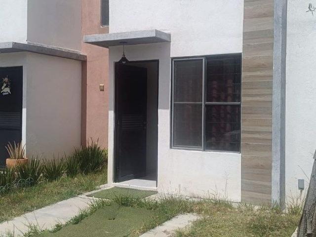 Casa en renta Cerrada Villa Xichu, Villas De Guanajuato, Pedregal De Cervera, Yerbabuena, Municipio De Guanajuato, Guanajuato, 36258, México