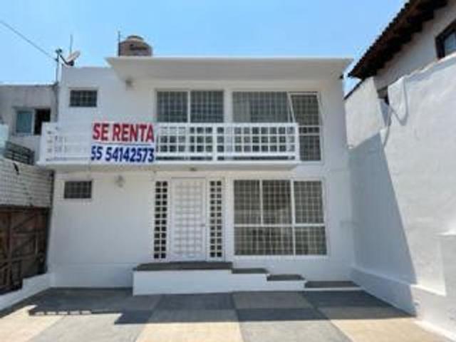 Casa en renta Circuito Misioneros, Ciudad Satélite, Naucalpan De Juárez, Estado De México, México