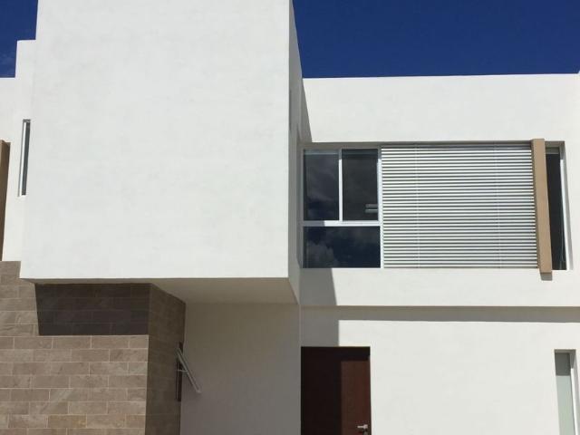 Casa en renta Circuito Mirasierra, Fraccionamiento La Loma, Colonia Insurgentes, San Luis Potosí, Municipio De San Luis Potosí, San Luis Potosí, 78218, México
