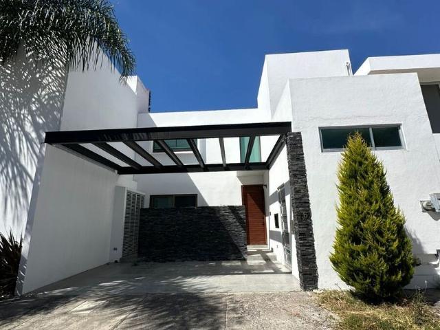Casa en renta Circuito Brasilia, Lomas De Angelópolis, Santa Clara Ocoyucan, Ocoyucan, Puebla, 72193, México