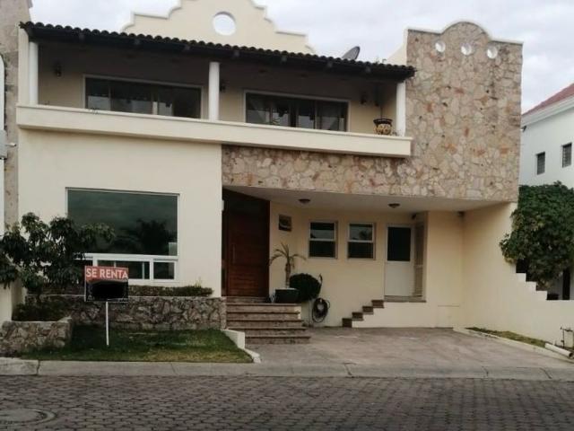 Casa en renta Circuito Cristal, La Loma, Santa Ana Tepetitlán, Zapopan, Región Centro, Jalisco, 45237, México