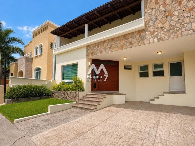 Casa en renta Circuito Cristal, La Loma, Santa Ana Tepetitlán, Zapopan, Región Centro, Jalisco, 45237, México