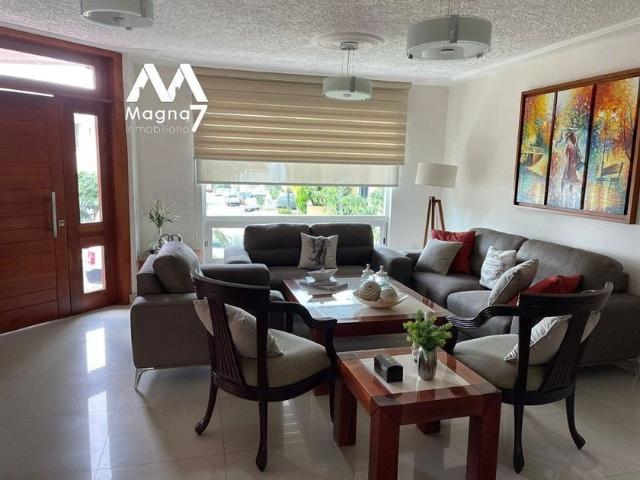 Casa en renta Circuito Cristal, La Loma, Santa Ana Tepetitlán, Zapopan, Región Centro, Jalisco, 45237, México