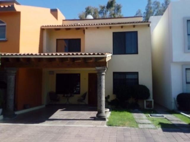 Casa en renta Circuito De Las Bugambilias 138 138, Privada Bugambilias, Santiago De Querétaro, Querétaro, 76160, Mex
