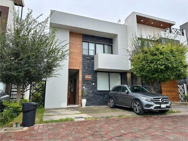Casa en renta Circuito Del Bosque 216, Bosques Vallarta, Zapopan, Jalisco, México
