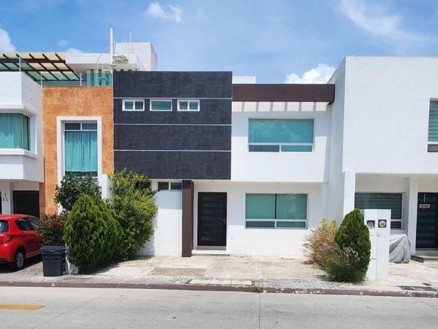 Casa en renta Circuito Peña Colorada, Lucépolis Coto Club, El Marqués, Querétaro, 76246, Mex