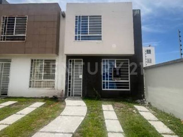 CASA EN RENTA CIUDAD DEL SOL