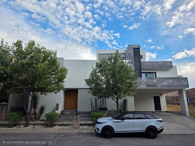 Casa en renta Club De Golf La Loma, San Luis Potosí