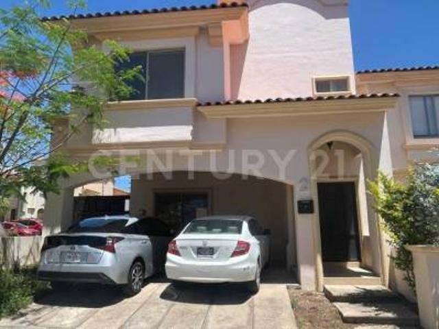 Casa en Renta, Col, Villa California, Tlajomulco de Zuñiga, Jalisco