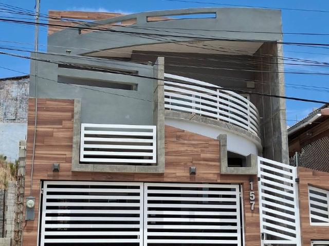 Casa en RENTA, Col. Bosque de los Olivos, Ensenada, B.C