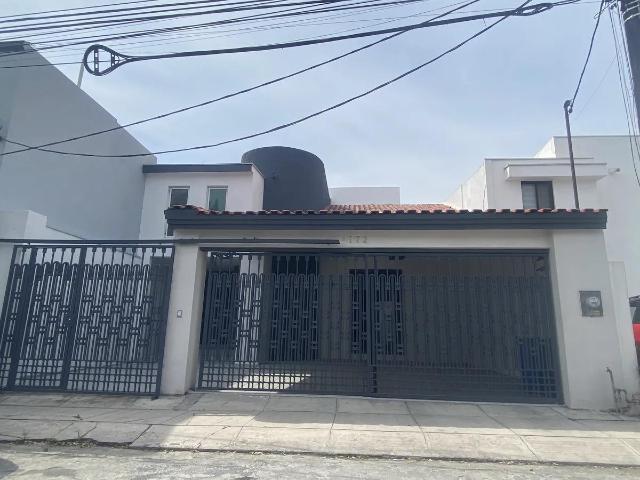 Casa en Renta Col. Fuentes del Valle