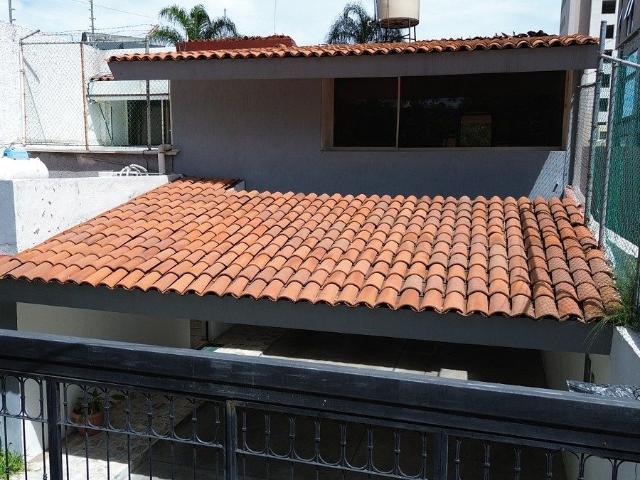 Casa en Renta, Col, Jardines del bosque, Guadalajara,Jal